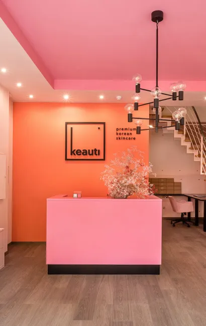 1_conscious_design_interiors_zarattini_Berlin_innenarchitektur_interiordesign_keauti_shop_tresen_cosmetic_skincare