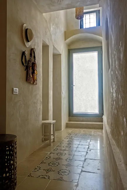 Scicli-House-Sicily-corridoio_flur_consciousdesign_interiordesign