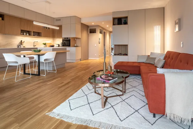 Wohnzimmer in natürlichen Farbtöne